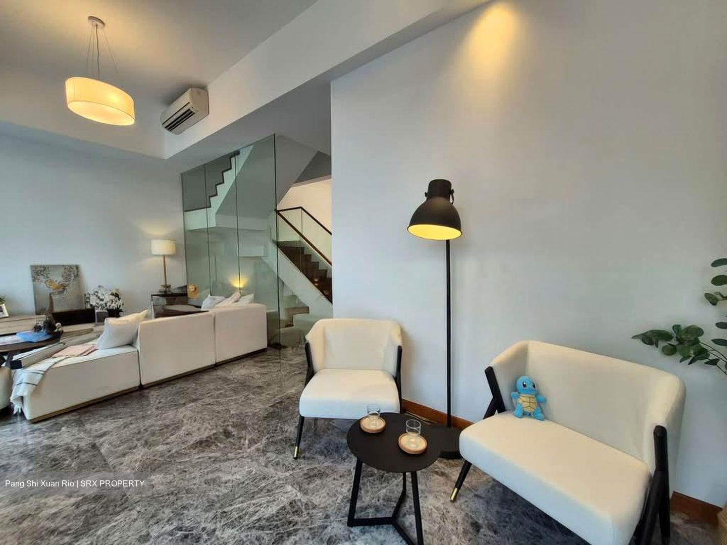 Alana (D28), Terrace #574492871